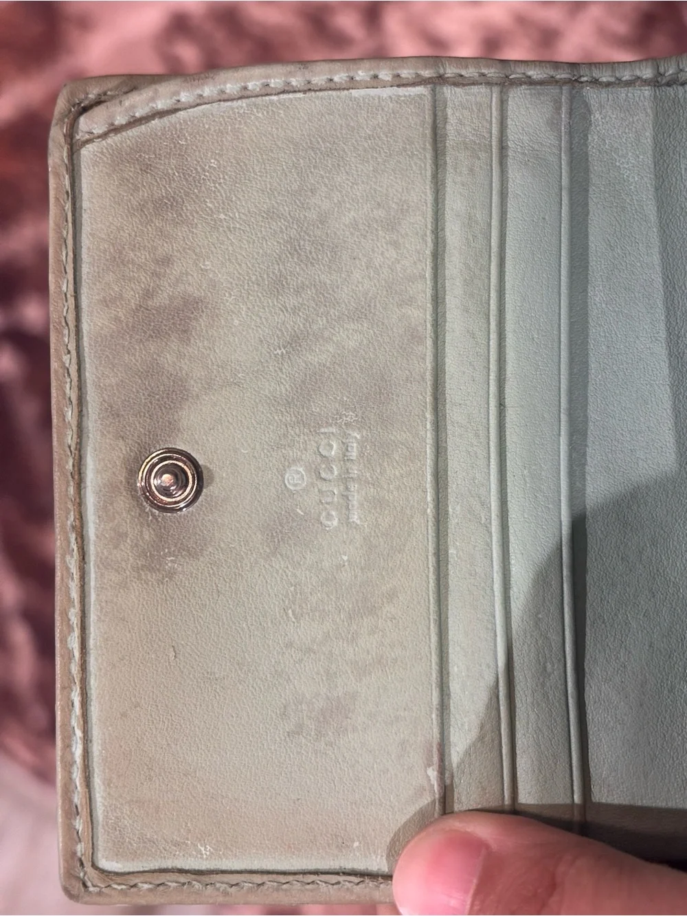Gucci Mint Snake Wallet - Picture 3 of 8